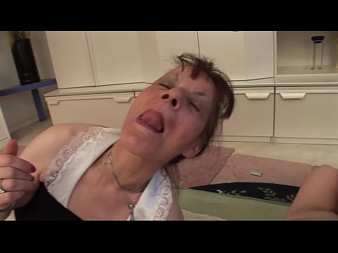 ❤️ Două bunicuțe și un bunic fac sex în trei ❌  at porn ro.heatpumpcenter.top ❤